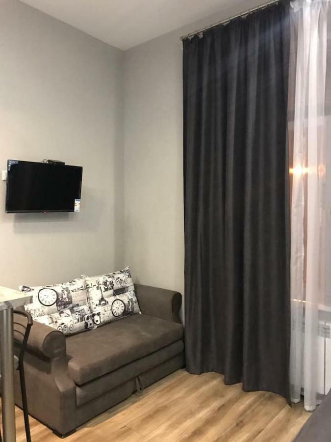 New Appartment-Studio Іn The Center Of Lviv Exterior photo